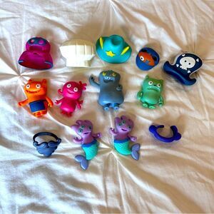 Hasbro Ugly Dolls Vinyl Mini Figures 6 Characters with Random Disguises